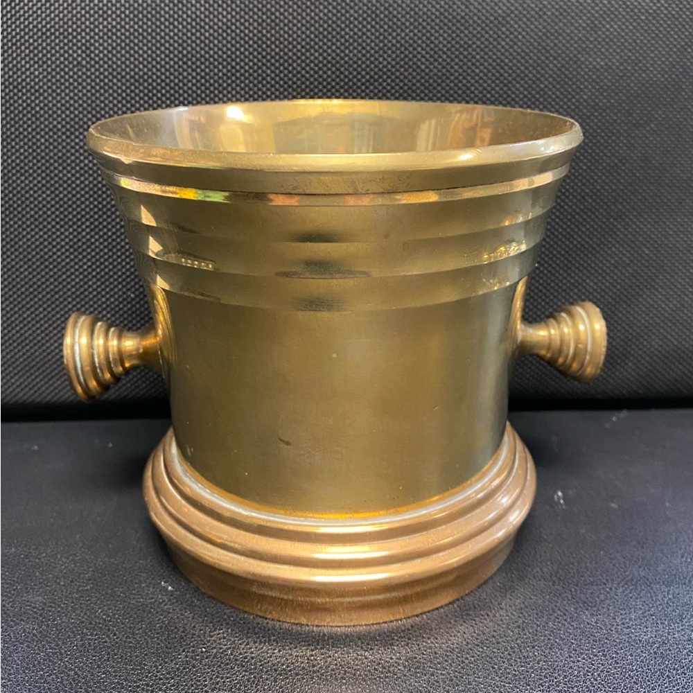 Brass harmacy vessel, made in Korea..